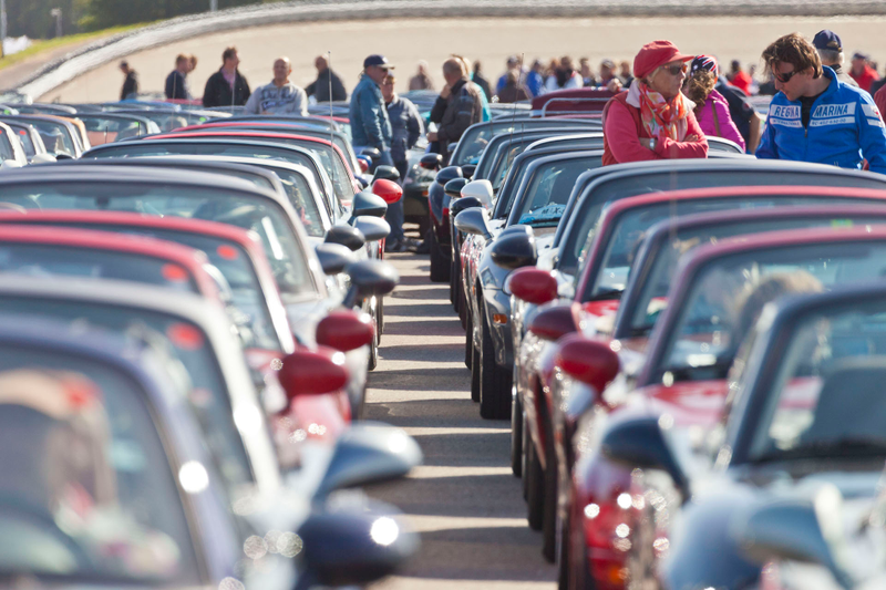 Illustration for article titled That's A Lot Of Mazda Miatas